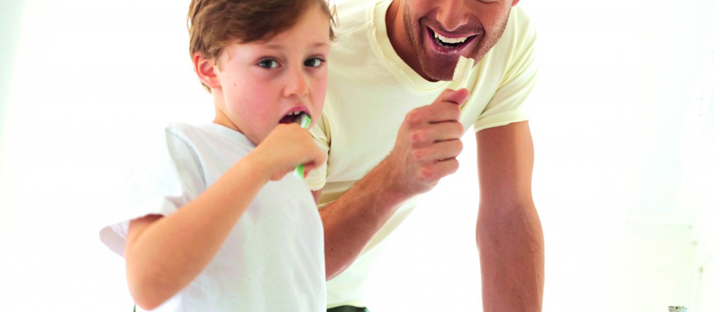 ¿Conoces cómo lavar los dientes de tus hijos?